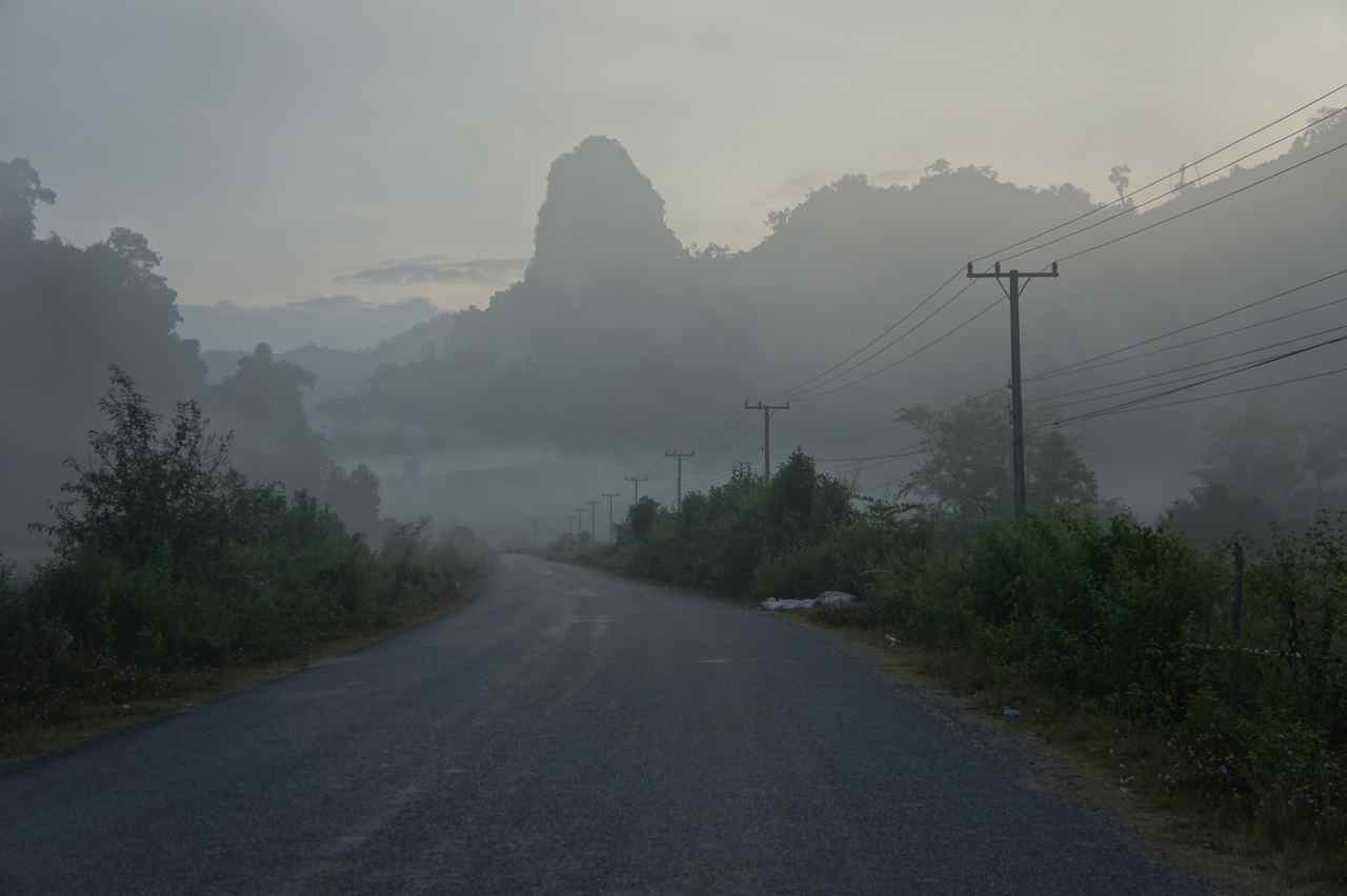 Misty morning when leaving our hosts in Kasi